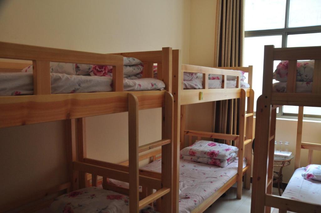 Dengfeng Climb International Youth Hostel Rom bilde